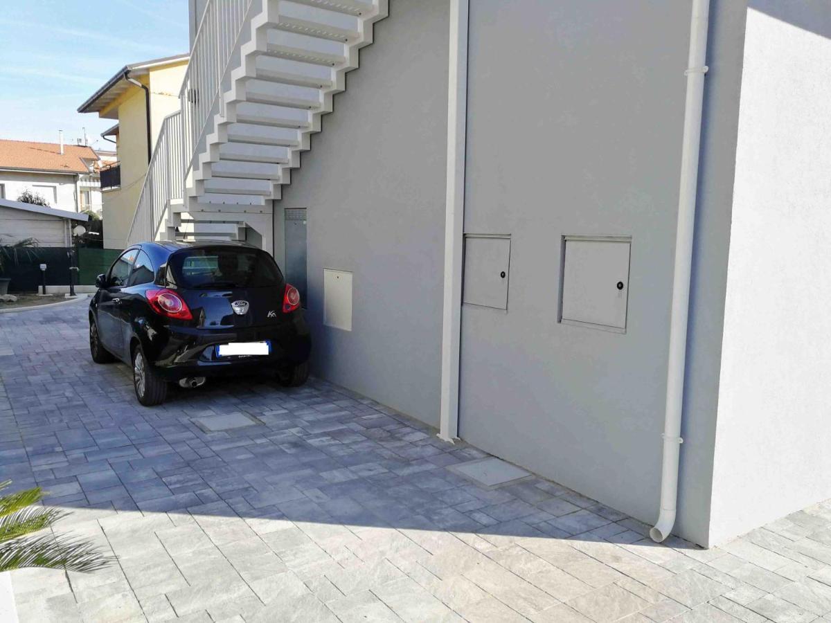 לינה וארוחת בוקר צ'יביטאנובה מארקה Alcivico3 מראה חיצוני תמונה